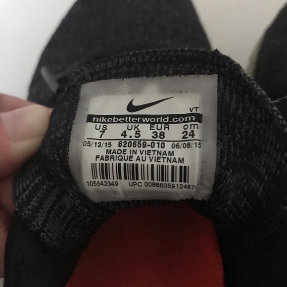 Nike Flyknit Max Womens - Picture 5 of 8